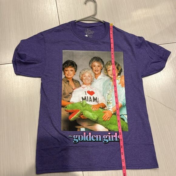 The Golden Girls NWT Graphic Short Sleeves T-Shirt in Cotton/ Polyester blend. - Picture 6 of 7
